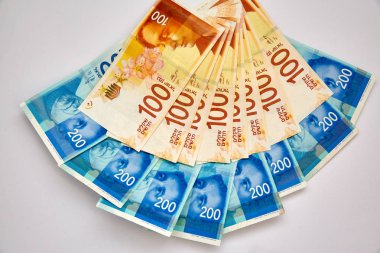 Raptiye ile Yeni Şekeli yığını