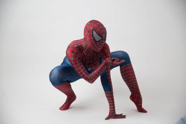 İsrail, Tel Aviv 14 Ekim 2018: Adam örümcek adam kostüm dışında Tampa Convention Center Comic Con sırasında.