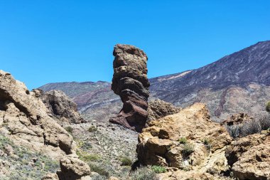 Dağ manzarası. Rock Roques de Garcia Teide (İspanya, Tenerife yanardağ eteklerinde)
