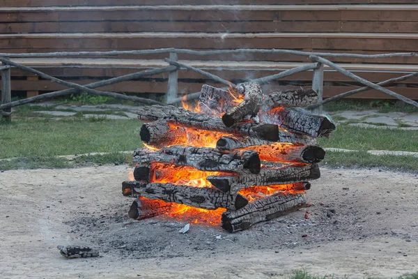 Fogo Madeira Queimada Formou Brasas Forte Calor Foto Stock — Fotografia de Stock