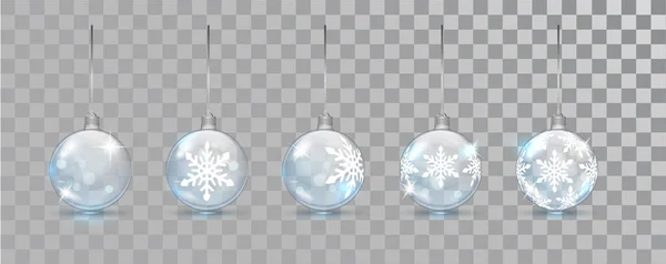 玻璃球新年设置与雪花图案在透明的背景。 圣诞节是设计的好地方。 圣诞节装饰物品。 圣诞节孤立的光泽装饰. — 图库矢量图片