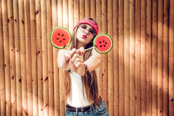 Cheerful Young Woman Smiling Lollipop Colorful Wooden Background Lifestyle Trendy — Stock Photo, Image
