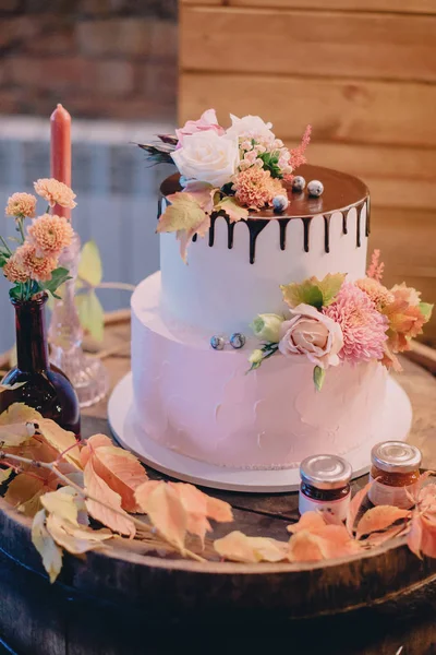 Autumn wedding cake, close-up — Stock Photo, Image