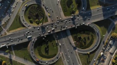 büyük trafik değişim havadan görünümü