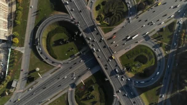 Вид на повітряну розв'язку великого трафіку — стокове відео