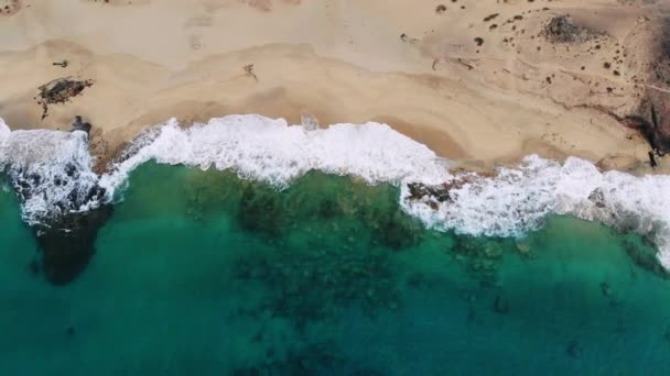 Malownicze widoki z plaży Papagayo na wyspie Lanzarote — Wideo stockowe