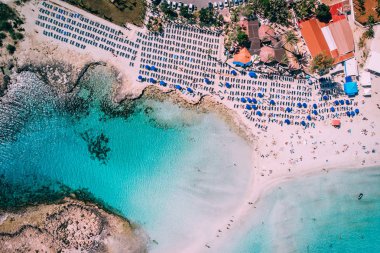 Ayia Napa 'daki güzel Nissi plajının hava manzarası