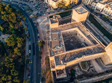 Castello Normanno-Svevo'nun Bari, İtalya'daki havadan görünümü