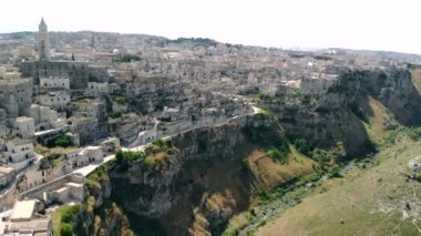 Sanny Day, Basilicata, Güney İtalya 'da Antik Matera Kasabası Panoramik Görünümü