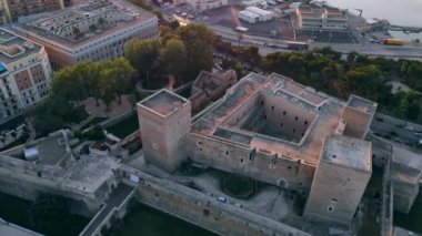 Castello Normanno-Svevo'nun Bari, İtalya'daki havadan görünümü