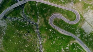 Havadan görünüm Transfagaras dağ yolu, Romanya, Transylvania