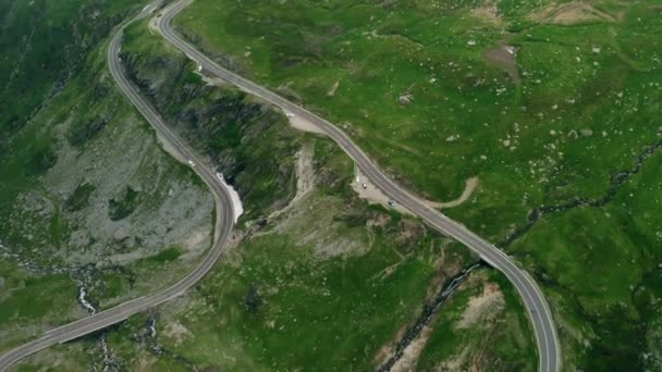 Havadan görünüm Transfagaras dağ yolu, Romanya, Transylvania — Stok video