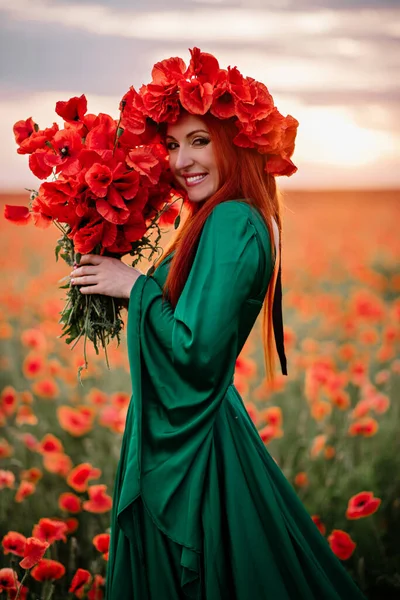 Portrait of a red-haired woman. — Stock Photo, Image