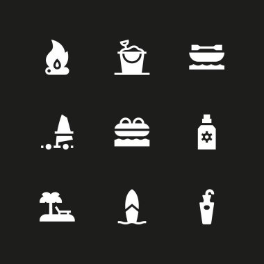 Plaj simge seti. grafik tasarım ve web için şenlik ateşi, sörf tahtası ve cankurtaran vektör simge