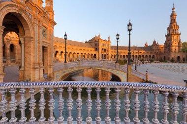 Sevilla, İspanya. İspanyol Meydanı (Espana Meydanı)