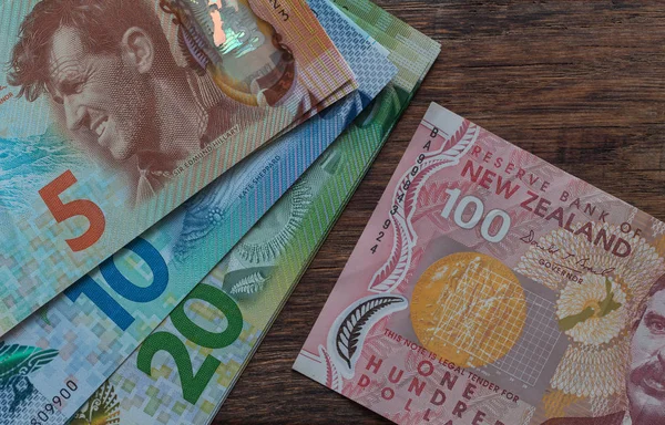 Nový Zéland Peníze Dřevěný Stůl — Stock fotografie