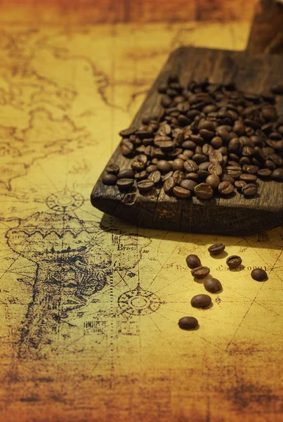 Granos Café Esparcidos Viejo Mapa América Del Sur — Foto de Stock