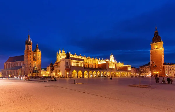 Cracovia Vista Del Casco Antiguo Histórico Por Noche — Foto de Stock