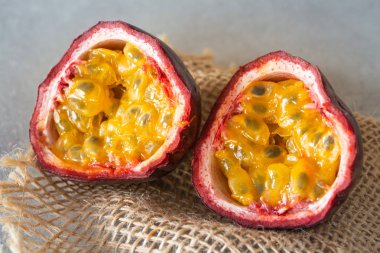 tutku meyve. Lezzetli ve sağlıklı tropik meyve