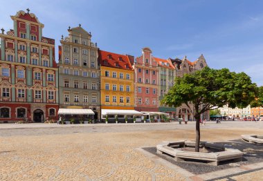 Yılan pençesi. Eski şehrin ana marketi.