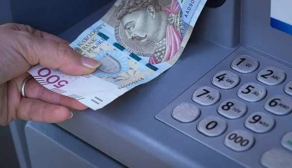 Польські Гроші Зняті Банкомату — стокове фото
