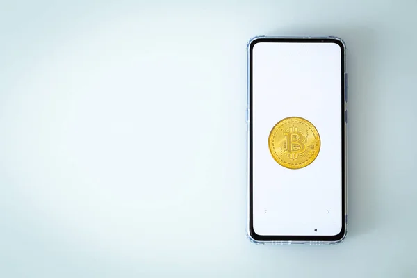 Smartphone Con Bitcoin Pantalla Con Espacio Para Texto — Foto de Stock