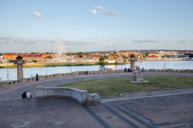 Szczecin. Chrobry seti ve rıhtımpanoramik görünümü