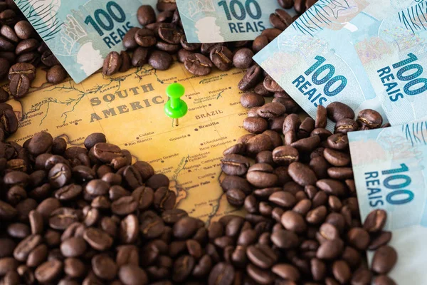 Antiguo Mapa Brasil Con Granos Café Dispersos Billetes 100 Reales — Foto de Stock