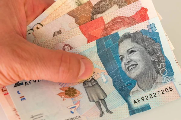 Колумбийские Деньги Банкноты Песо — стоковое фото