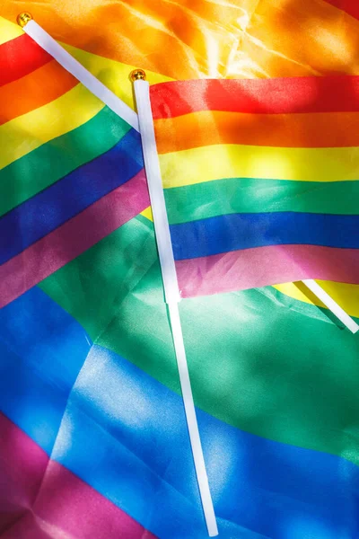Las Banderas Color Brillante Sol Las Minorías Sexuales Lgbt Foto — Foto de Stock