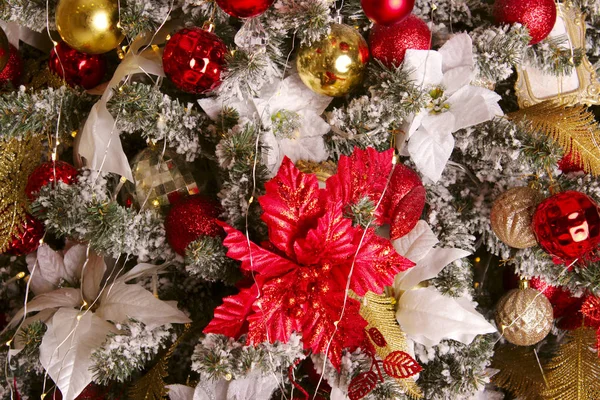 Abgeschnittene Aufnahme Von Weihnachtsdekoration Neues Jahr Weihnachten Feiertage Schnittwunden Weihnachtsbaum — Stockfoto