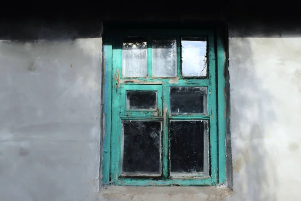 Seltsames Altes Fenster Der Grauen Wand Altes Fenster Mit Grünem — Stockfoto