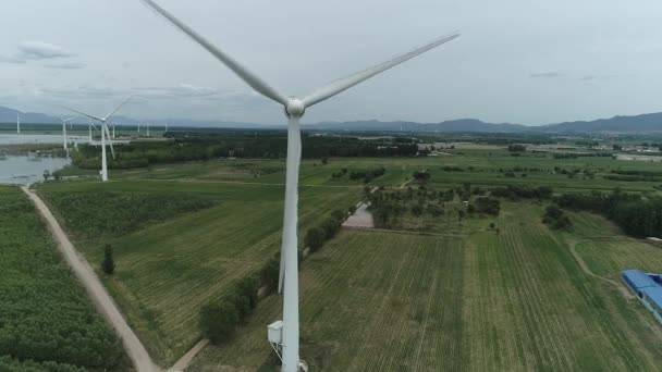 Entwicklung Alternativer Energien China Der Windkraftpark Liegt Der Nähe Von — Stockvideo