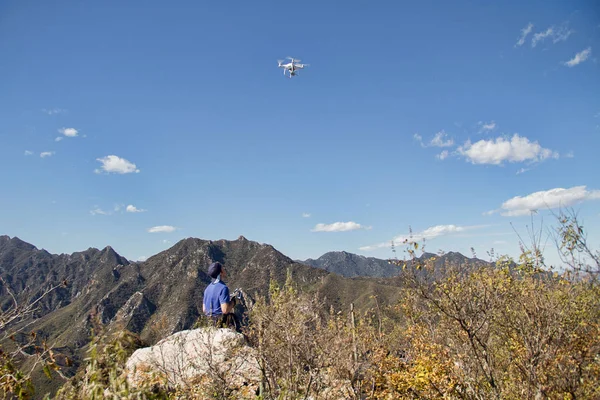 Fotoğrafta ile DJI indeks işlem dron hayalet 4pro vardır. Çekim Beijing yaklaşık 110 km. alınmıştır. Uçağın pilot rakım yaklaşık 600 metredir. 