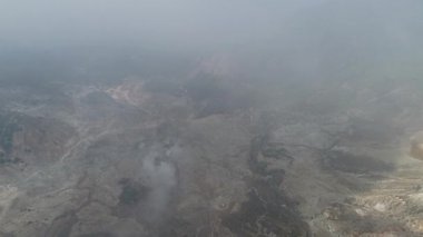 Endonezya'nın doğası, Volkan Papandayan, Java adası. 