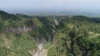 Endonezya'nın doğası. Java adası. Merapi Dağı. 