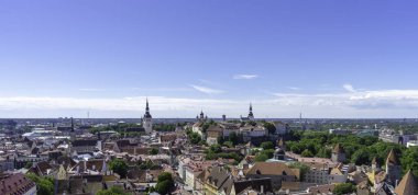 Cityscape Tallinn Estonya üzerinde havadan görünümü