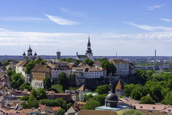 Cityscape Tallinn Estonya üzerinde havadan görünümü