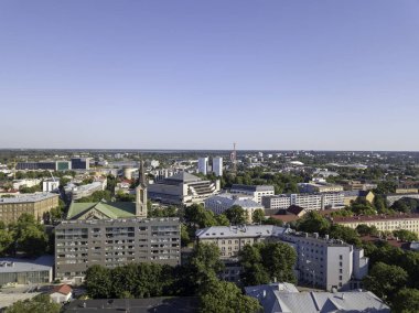 Tallinn tarihi eski şehir Cityscape üzerinde göster 