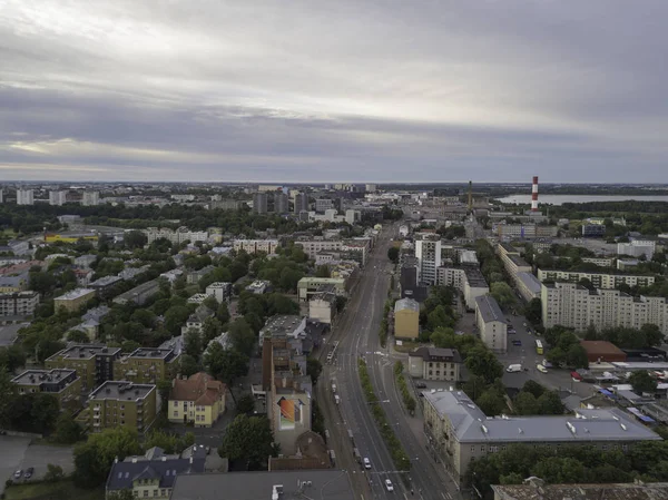 Luftbild Eines Modernen Geschäftsviertels Mit Hohen Wolkenkratzern — Stockfoto