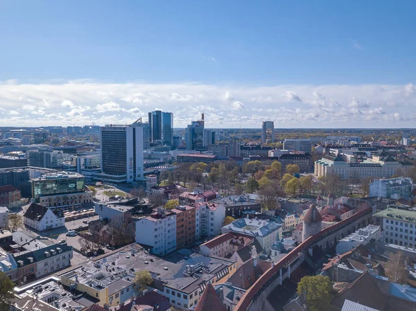 Tallinn Estland 2019 Flygvy Över Staden Med Byggnad Nära Hamnen — Stockfoto