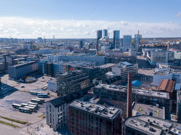 Tallinn Estonia 2019 Vista Aérea Ciudad Con Nuevo Edificio Cerca — Foto de Stock