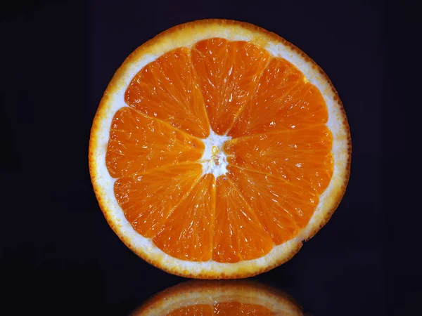 Oranje Volledig Een Cut Macro — Stockfoto