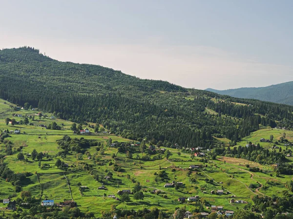 Montagne Carpatiche Paesaggi Estivi — Foto Stock