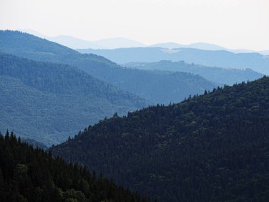 Carpatian dağlar görünümü üst
