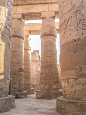 Luxor anıtlar ve colomns