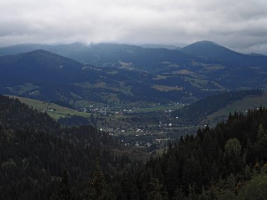 Carpatian dağlar görünümü üst