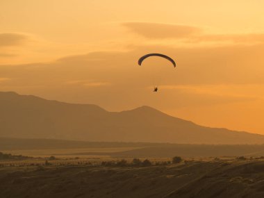 Yamaç paraşütü dağ voloshin koktebel Kırım,