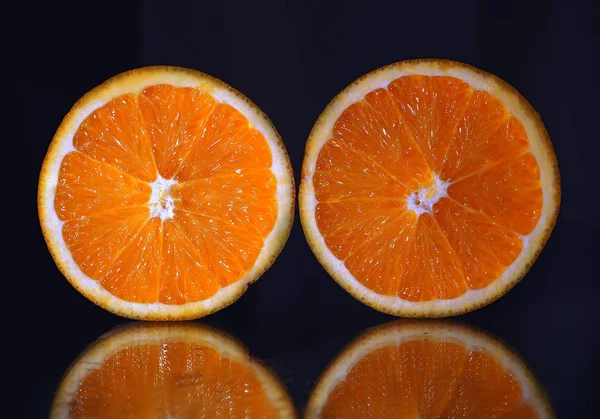 Oranje Volledig Een Paar Cut Macro — Stockfoto