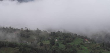 Sis carpatian dağlarda Köyü'nde 